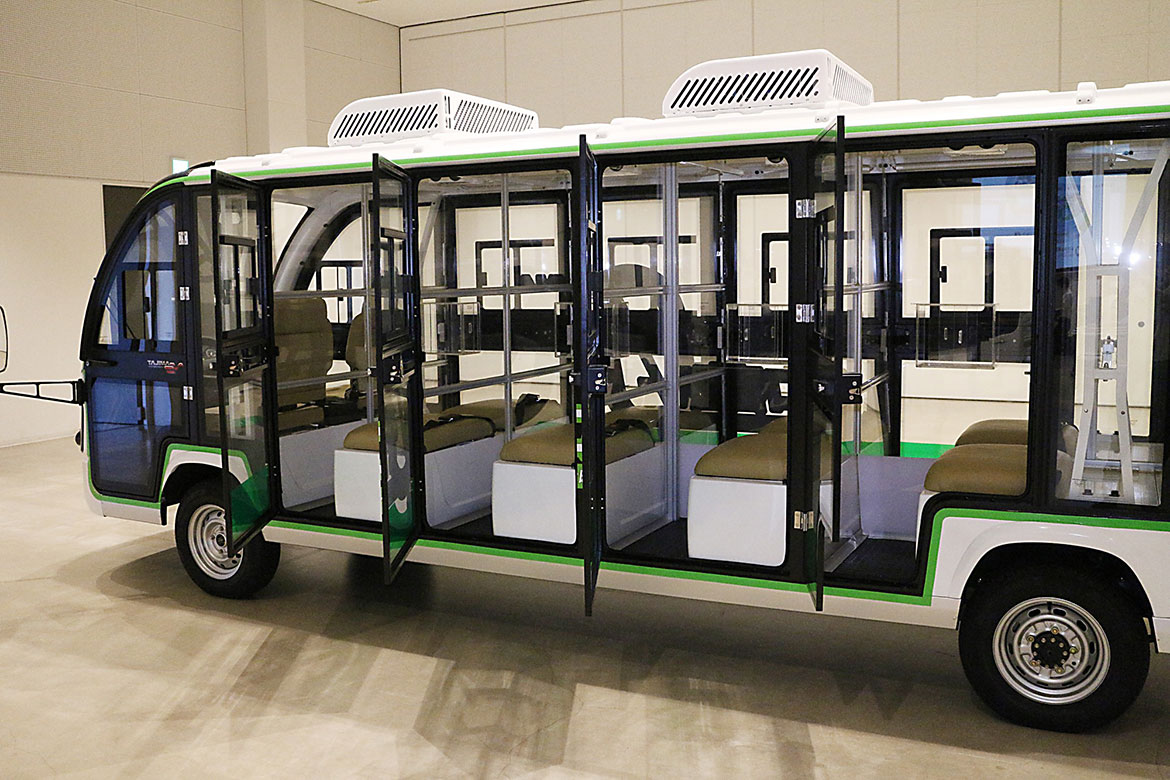石川県小松市において新型EV車両を初公開、田嶋 伸博が「SDG's