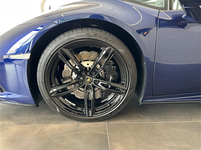 ランボルギーニ ウラカン EVO RWD スパイダー -   (10/32枚)