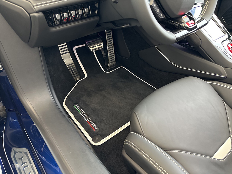 ランボルギーニ ウラカン EVO RWD スパイダー -   (31/32枚)