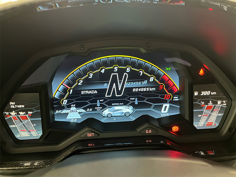 ランボルギーニ アヴェンタドール SVJ(21/32枚)