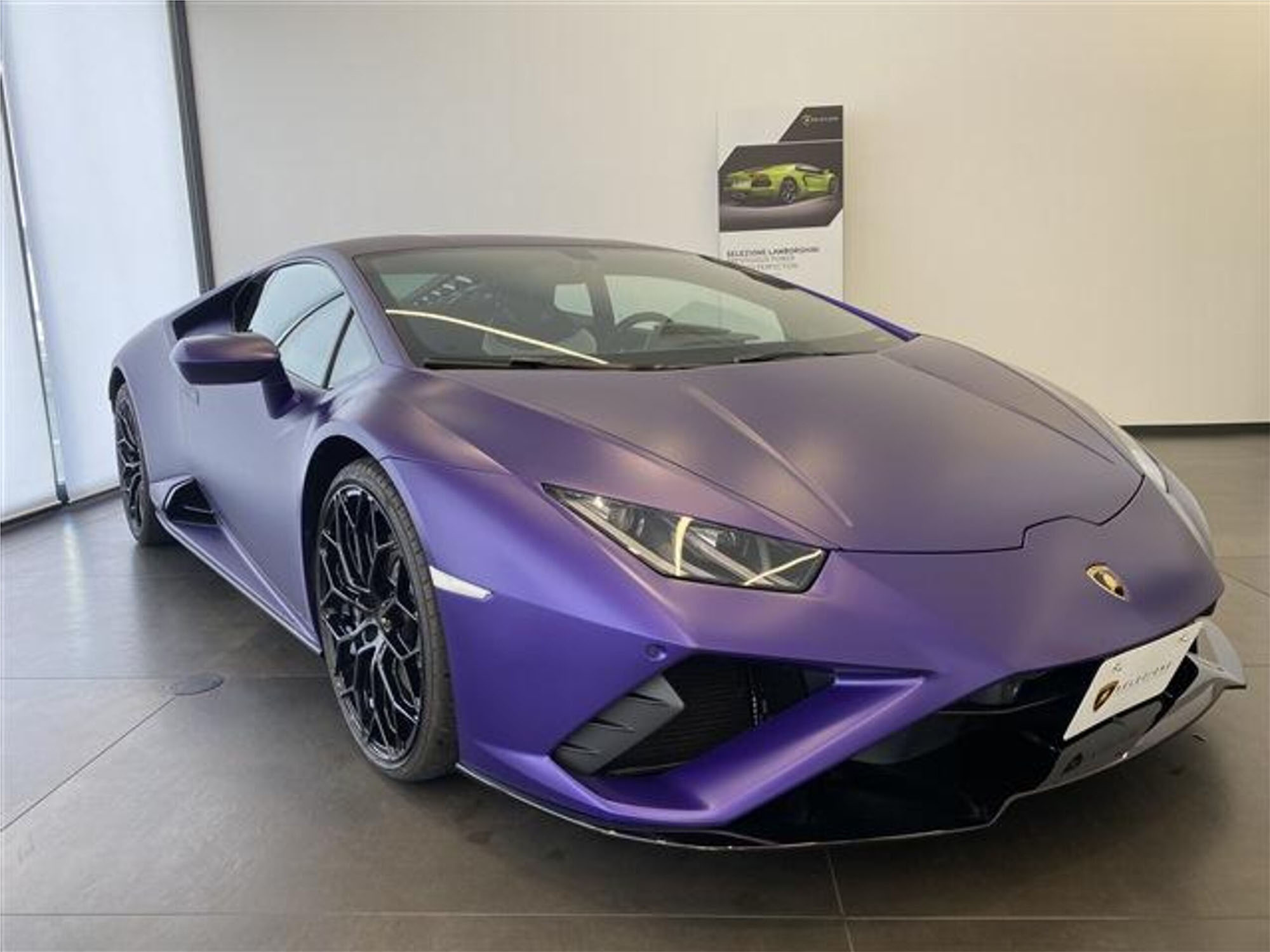 ランボルギーニ ウラカン EVO RWD クーペ - パープル（Viola Mel）2020
