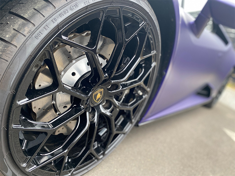 ランボルギーニ ウラカン EVO RWD クーペ - パープル（Viola Mel） (10/12枚)