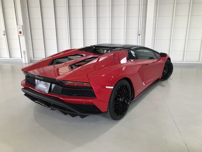 ランボルギーニ アヴェンタドール S ロードスター - レッドパール (9/17枚)