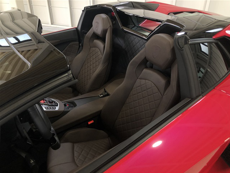 ランボルギーニ アヴェンタドール S ロードスター - レッドパール (13/17枚)