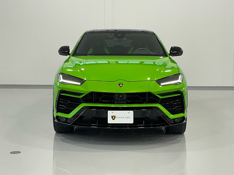 ランボルギーニ ウルス4.0 4WD(2/29枚)