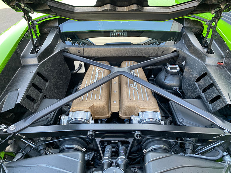 ランボルギーニ ウラカン ペルフォルマンテ - グリーン (15/15枚)