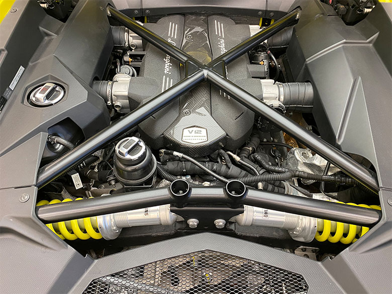 ランボルギーニ　(8/16枚) ランボルギーニ アヴェンタドール LP700-4 イエロー