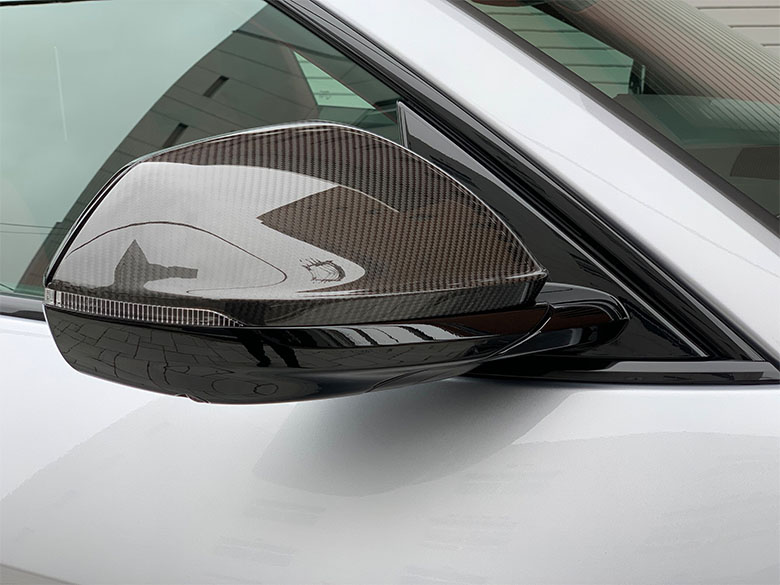 ランボルギーニ ウルス - シルバーメタリック (38/46枚)