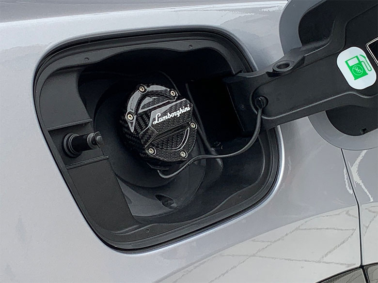 ランボルギーニ ウルス - シルバーメタリック (44/46枚)