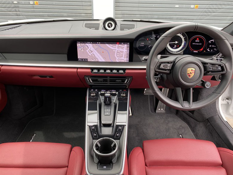 ポルシェ911 カレラS (9/13枚)