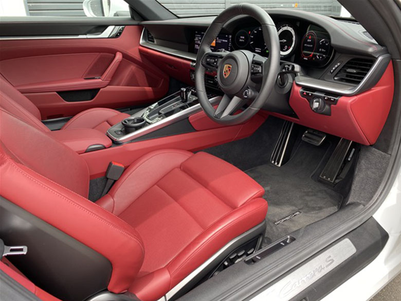 ポルシェ911 カレラS (10/13枚)