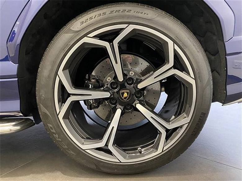 ランボルギーニ ウルス ブルー(4/14枚)