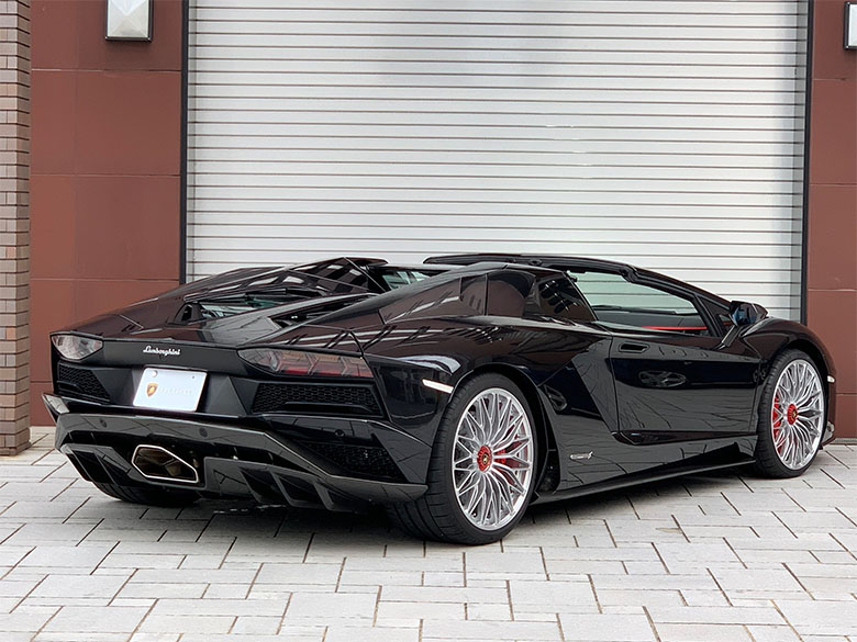 ランボルギーニ アヴェンタドール S ロードスター(10/33枚)