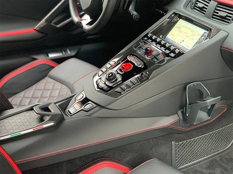 ランボルギーニ アヴェンタドール S ロードスター(17/33枚)