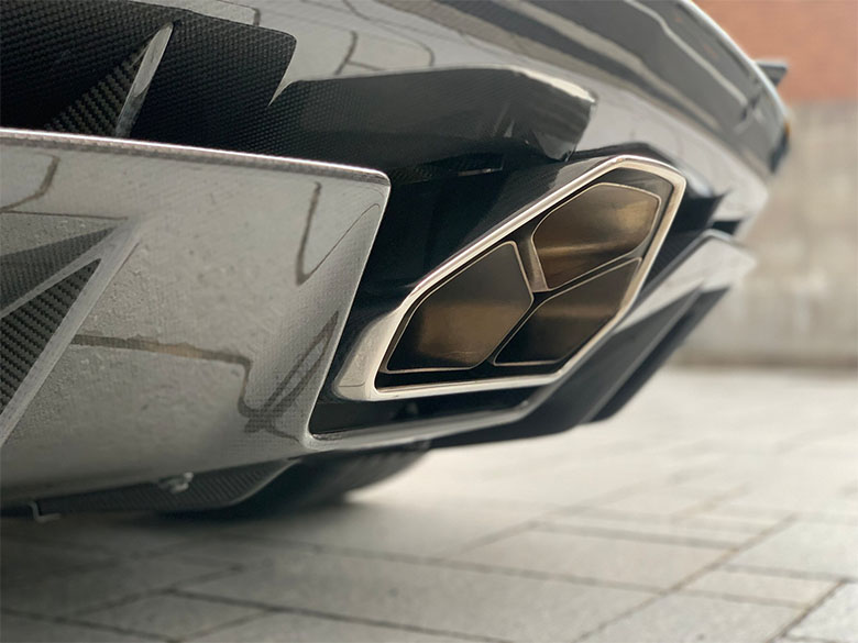 ランボルギーニ アヴェンタドール S ロードスター(26/33枚)