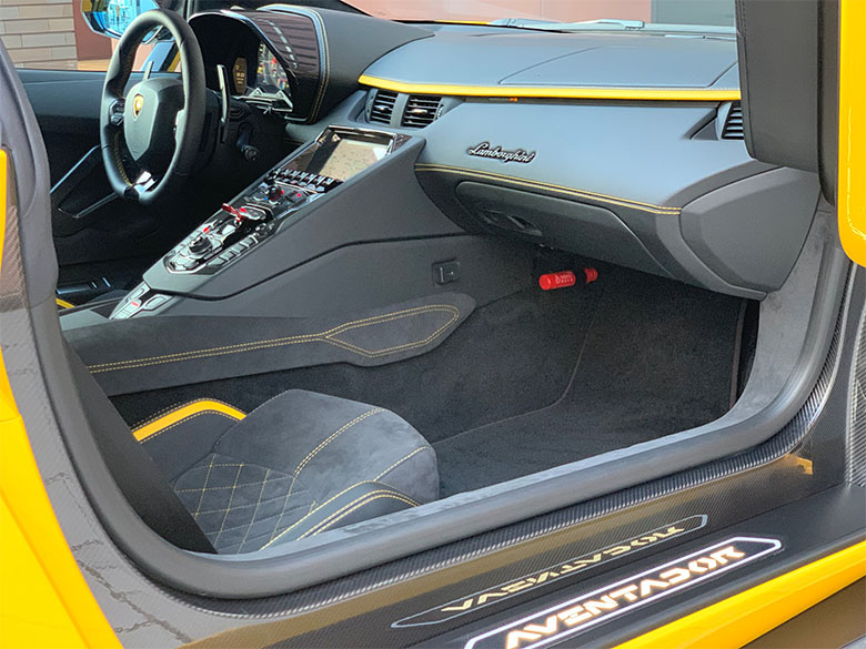 ランボルギーニ アヴェンタドール S (11/24枚)