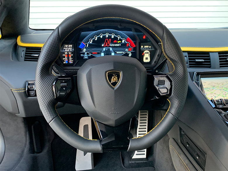 ランボルギーニ アヴェンタドール S (13/24枚)