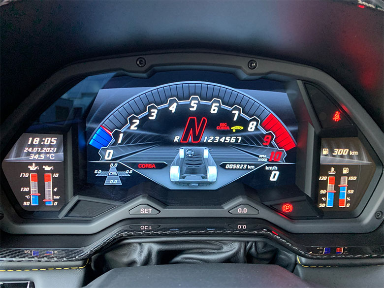 ランボルギーニ アヴェンタドール S (15/24枚)