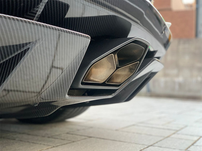 ランボルギーニ アヴェンタドール S ロードスター(18/24枚)