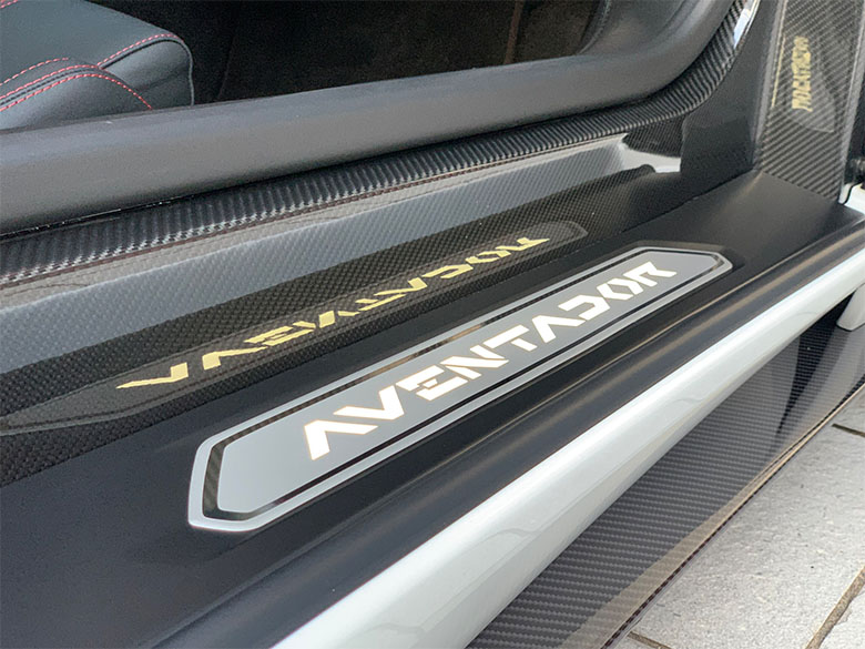 ランボルギーニ アヴェンタドール S ロードスター(19/24枚)