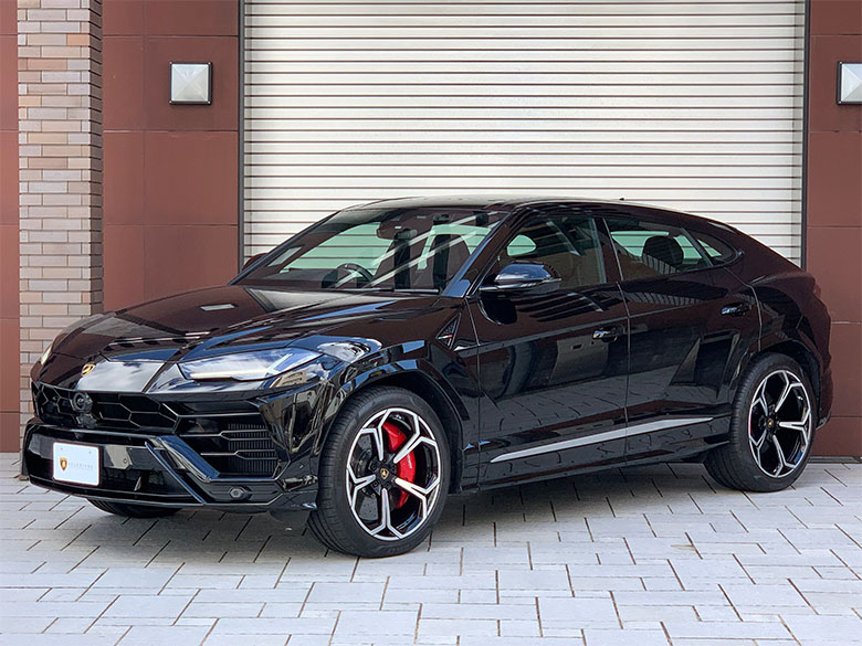 ランボルギーニ ウルス ブラック(3/32枚)