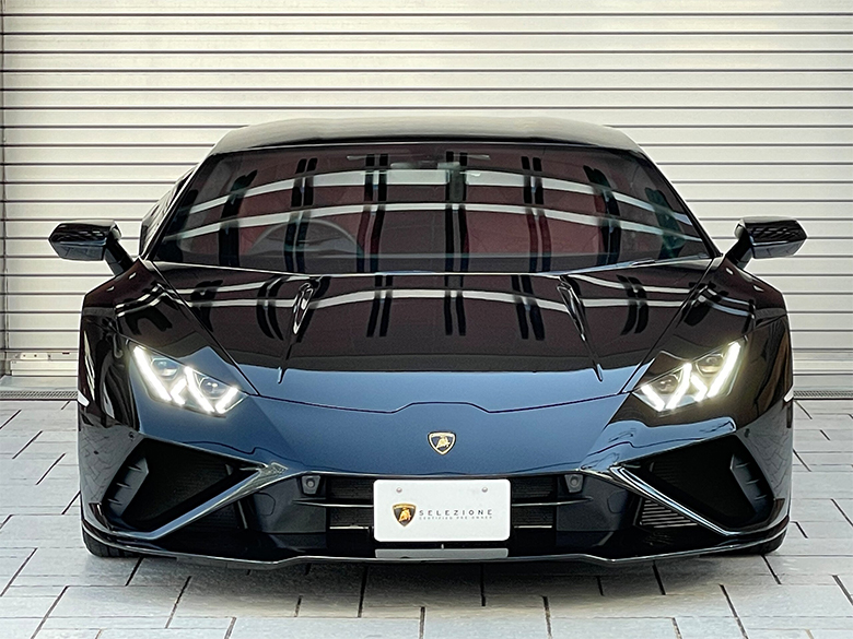 ランボルギーニ ウラカン EVO RWD - ブラックメタリック (2/23枚)