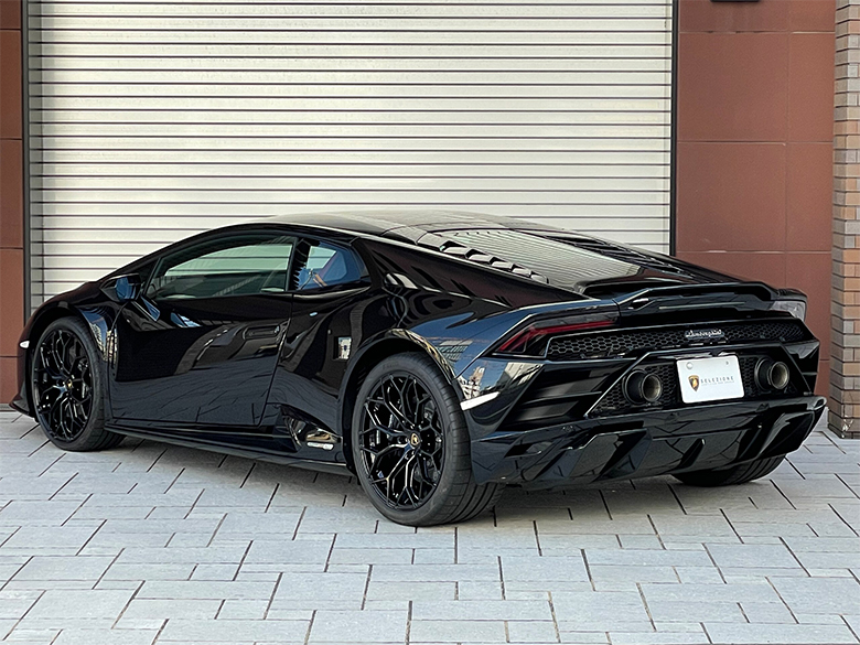 ランボルギーニ ウラカン EVO RWD - ブラックメタリック (5/23枚)