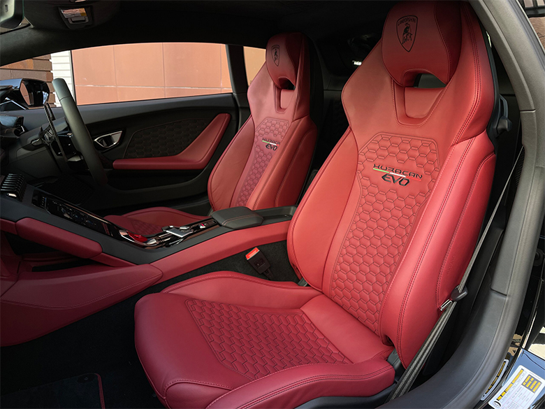 ランボルギーニ ウラカン EVO RWD - ブラックメタリック (12/23枚)