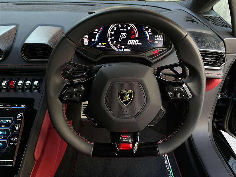 ランボルギーニ ウラカン EVO RWD - ブラックメタリック (14/23枚)