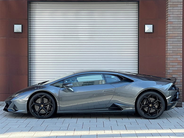 ランボルギーニ ウラカン EVO - ガンメタリック  (4/22枚)