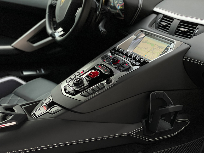 ランボルギーニ アヴェンタドール S (13/22枚)