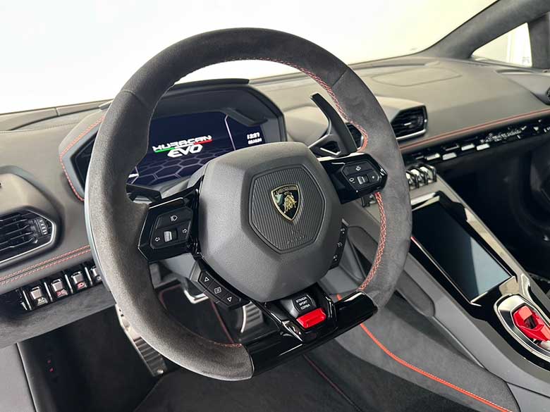 ウラカン EVO(32/47枚)