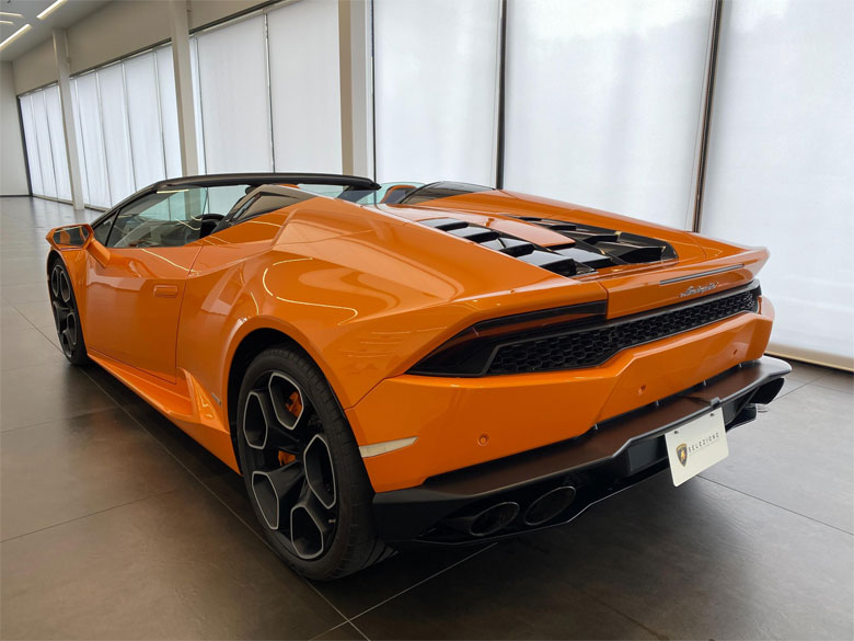 ランボルギーニ ウラカンスパイダー LP610-4 