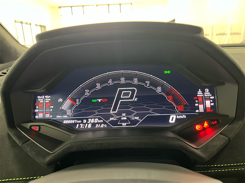 ランボルギーニ ウラカン STO