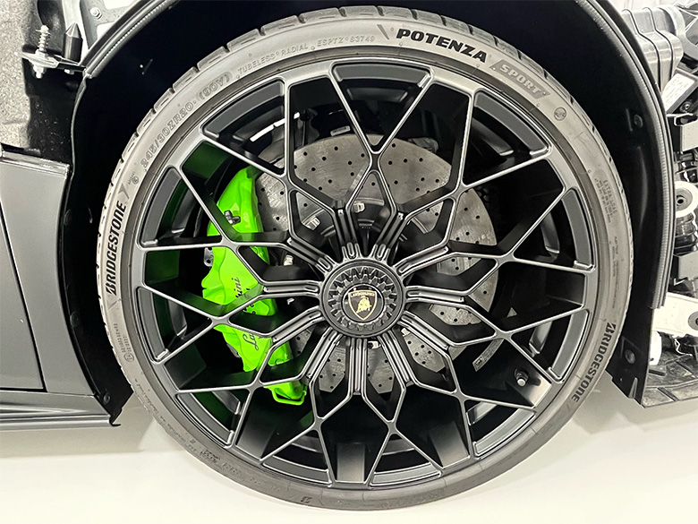 ランボルギーニ ウラカン STO