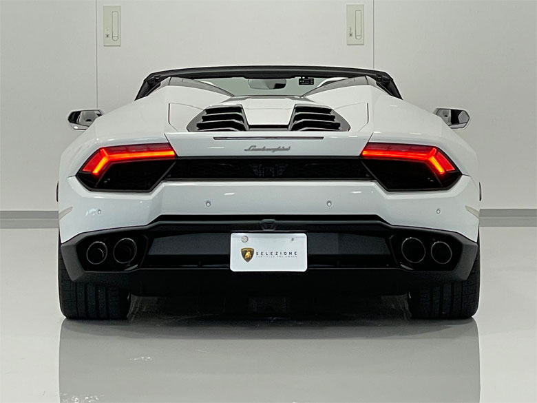 ランボルギーニ ウラカンスパイダーRWD (LDF) -  ホワイト (6/20枚)