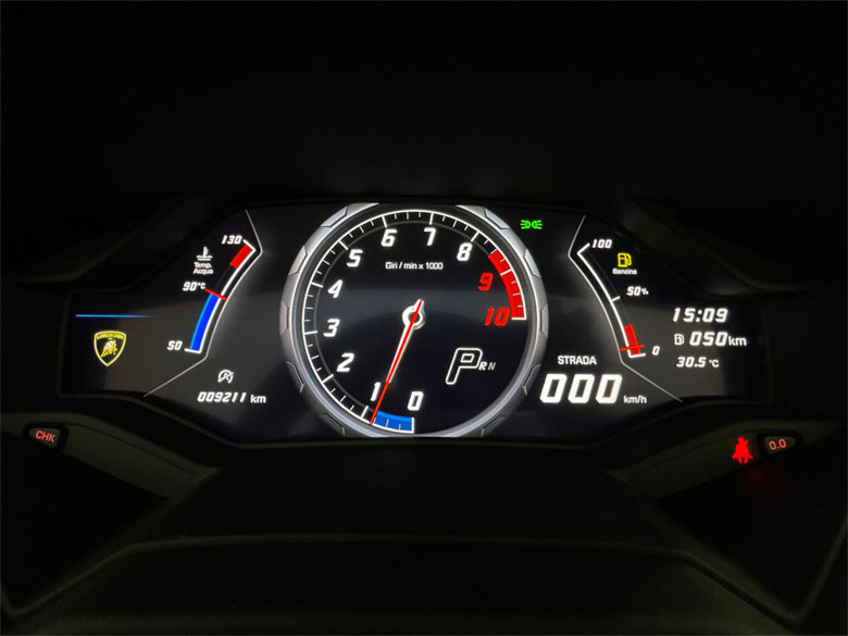 ランボルギーニ ウラカンスパイダーRWD (LDF) -  ホワイト (15/20枚)