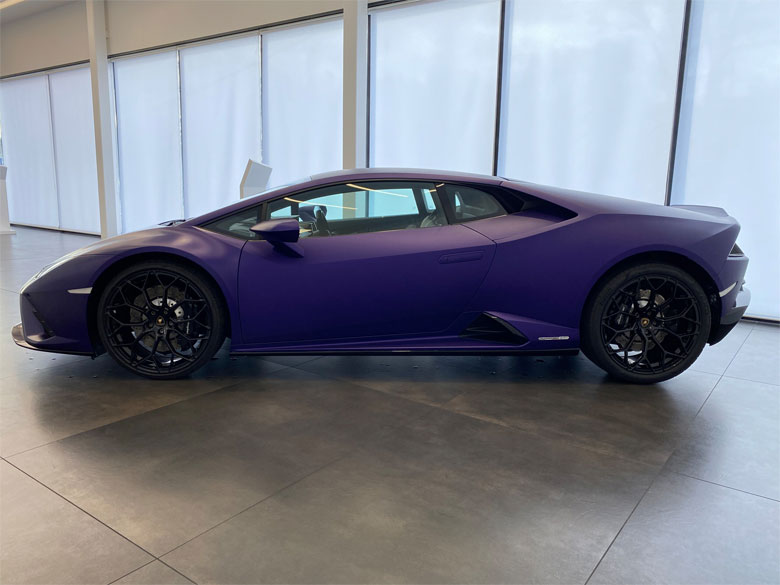 ランボルギーニ ウラカン EVO RWD (6/12枚)