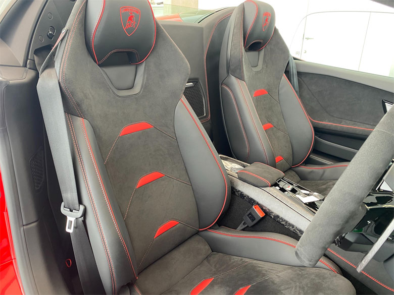 ランボルギーニ ウラカンスパイダー EVO 