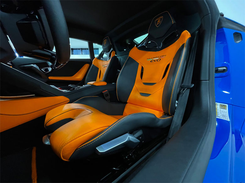 ランボルギーニ ウラカン EVO RWD - ブルーメタリック (10/20枚)