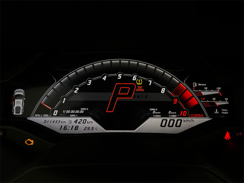 ランボルギーニ ウラカン EVO RWD - ブルーメタリック (15/20枚)