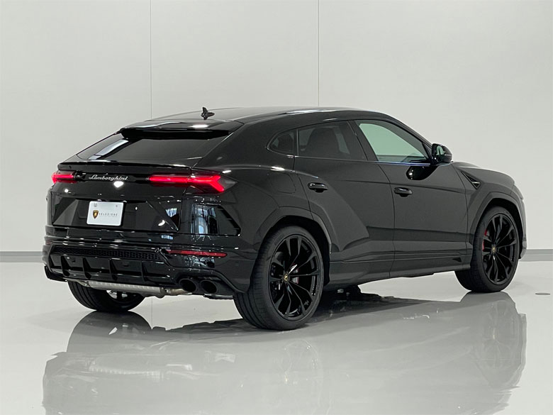 ランボルギーニ ウルス4.0 4WD - ブラックメタリック(7/26枚)