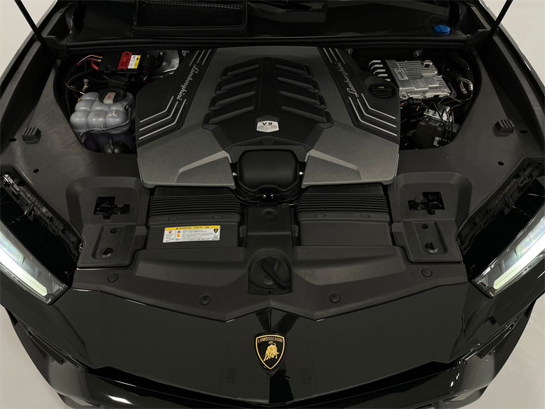 ランボルギーニ ウルス4.0 4WD - ブラックメタリック(23/26枚)