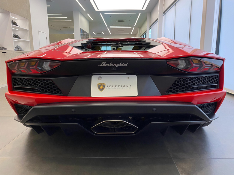 ランボルギーニ アヴェンタドール S (7/16枚)