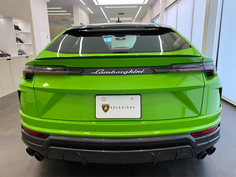 ランボルギーニ ウルス4.0 4WD(5/17枚)