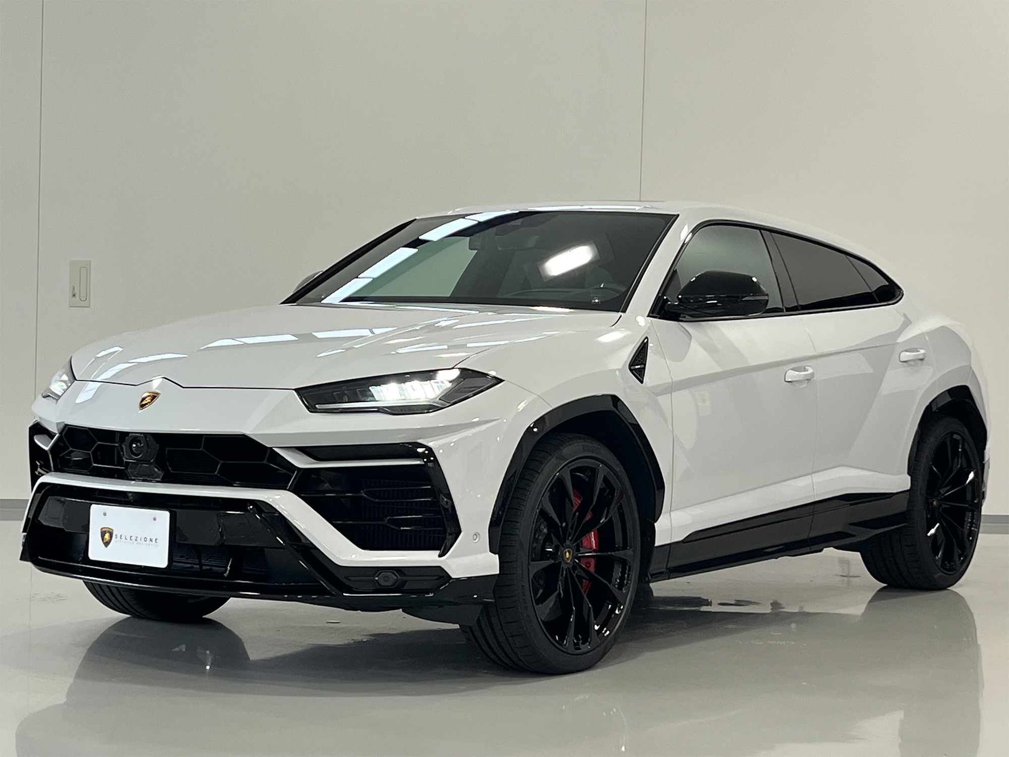 Lamborghini Urus／ランボルギーニ・ウルス - YouTube