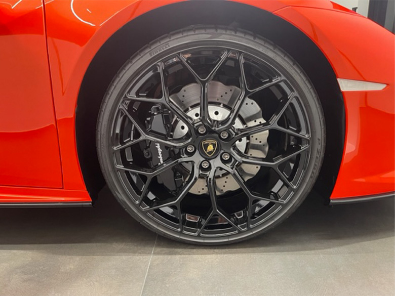 ランボルギーニ ウラカン EVO RWD スパイダー -   (6/10枚)