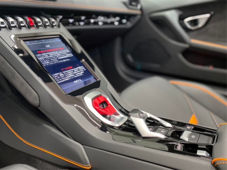 ランボルギーニ ウラカン EVO RWD スパイダー -   (10/10枚)