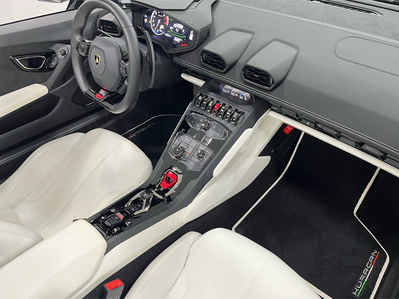 ランボルギーニ ウラカンスパイダー LP580-2 