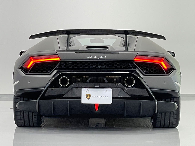 ランボルギーニ ウラカン ペルフォルマンテ - マットグレー (6/19枚)